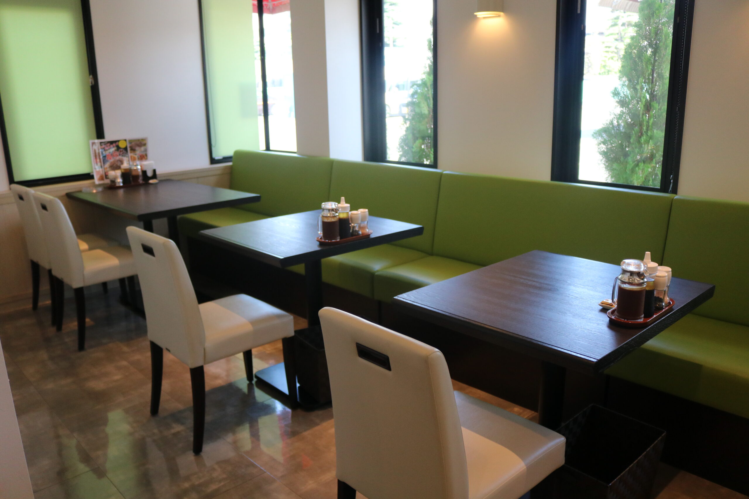 肉のレストラン店内画像3